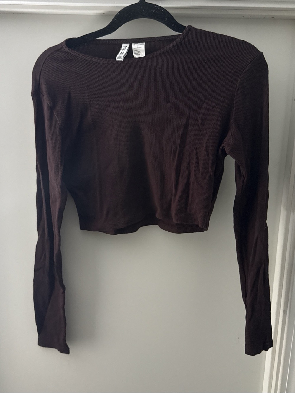 H&M Ribbed Long-Sleeve Crop Top - Dark Brown